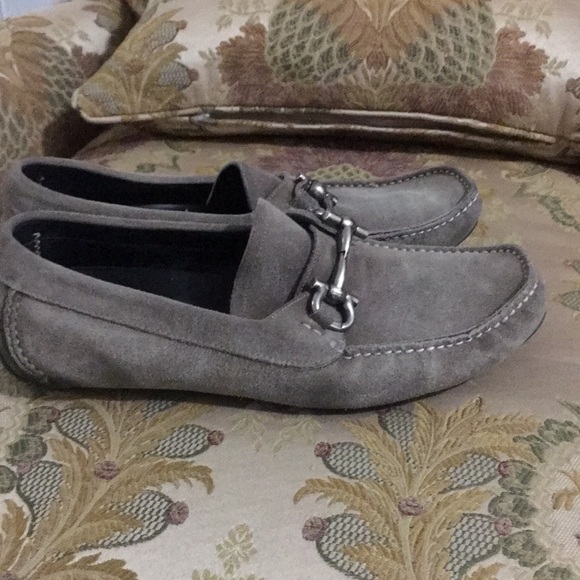 Ferragmo men suede leather shoes 7?